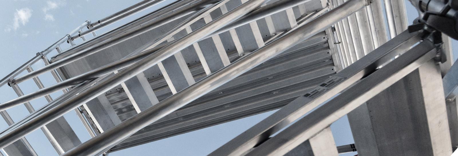 Échafaudages roulants <span class=